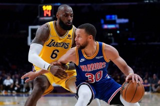 nba湖人今天比赛(nba湖人今天比赛集锦)