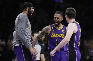nba湖人消息(nba湖人最新动态)