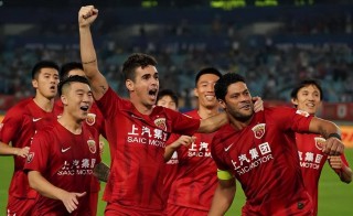 广州恒大vs上港回放(广洲恒大vs 上海上港2016)