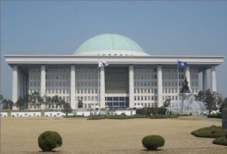 韩国在野党向国会报告针对尹锡悦的弹劾动议案