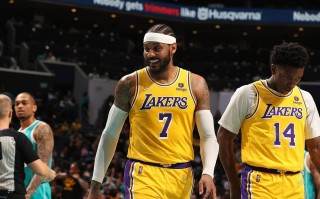 湖人与黄蜂今天的nba比赛(湖人与黄蜂今天的nba比赛结果)