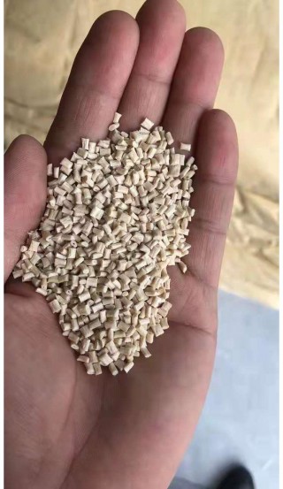 做塑胶原料销售可以吗(做塑胶原料生意有利润吗)