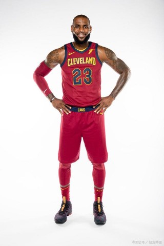 nba湖人vs步行者(nba湖人VS步行者罚球)