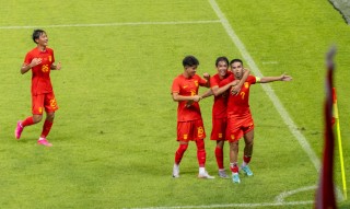 中国国足最新比赛(中国国足最新比赛直播)