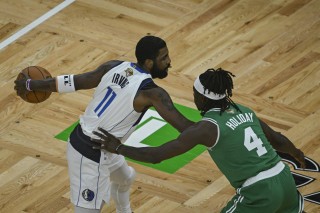nba季后赛总决赛直直播(季后赛nba2021总决赛时间)