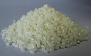 塑胶原料带(塑胶原料包装袋图片)