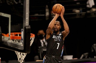nba篮网vs雄鹿(NBA篮网vs雄鹿G3)