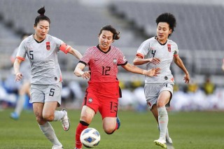 女子足球亚洲杯决赛直播(女子足球世界杯冠亚军决赛直播)