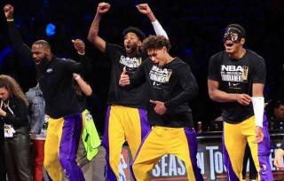 nba湖人vs步行者(nba湖人VS步行者罚球)