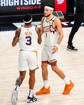 nba比赛回放录像高清免费(nba比赛回放录像高清免费名人赛王鹤棣)