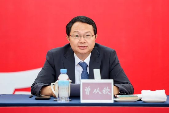携手共创露酒价值 绽放和美新未来 五粮液承办第三届中国露酒T5峰会  第2张