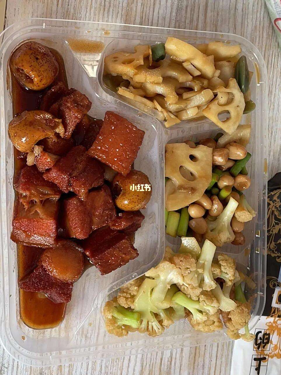 多地酒店推出“隔离套餐”(酒店隔离费用是自己出还是免费的)  第1张