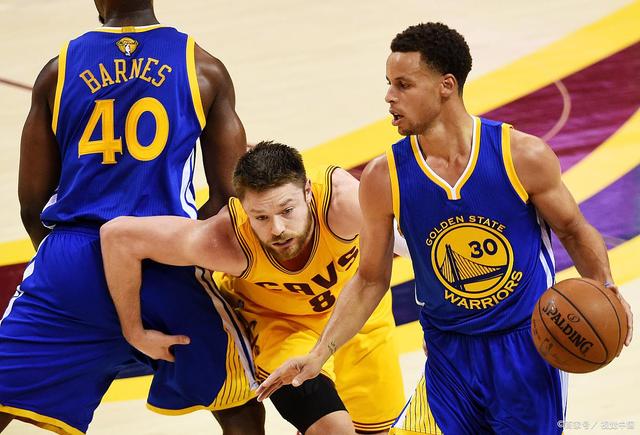 2017年nba总决赛第三场(2017nba总决赛第三场录像回放)  第2张