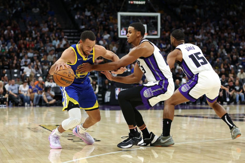 nba今天比赛回放录像免费(nba今天比赛免费直播)  第2张