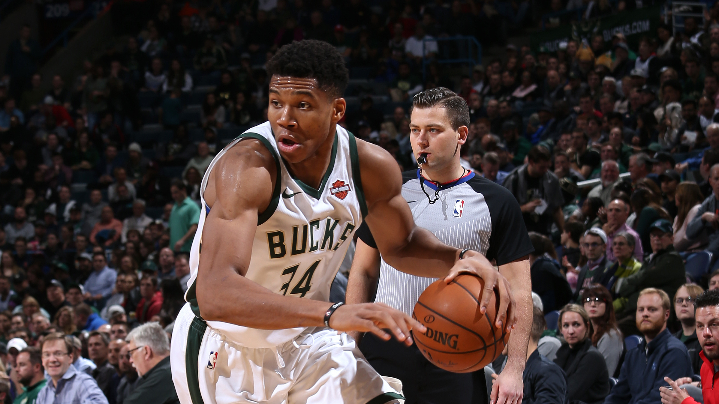 nba腾讯视频直播免费观看(nba腾讯视频直播免费观看直播在线)  第1张