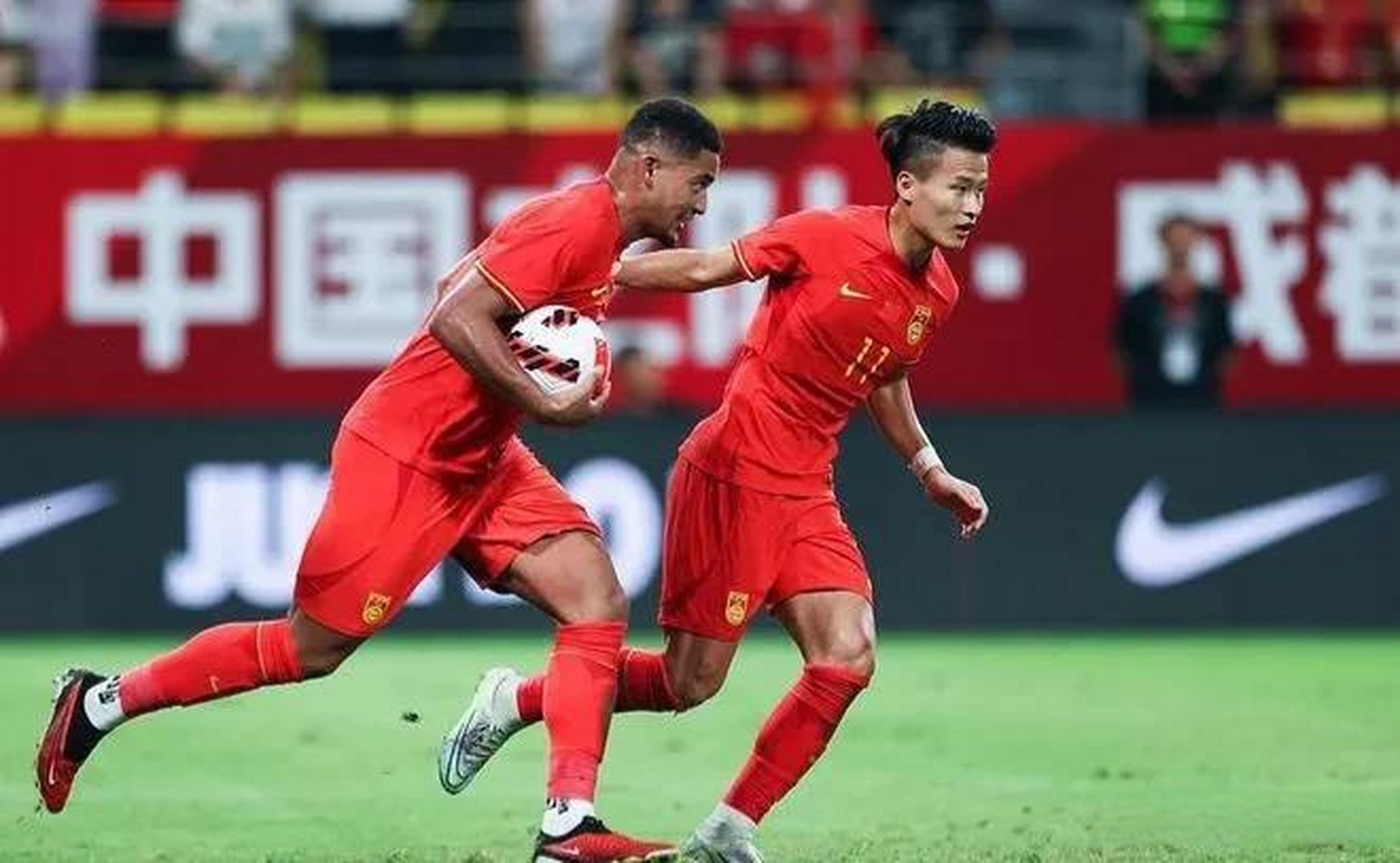 中国男足直播今天直播cctv5(中国男足直播今天直播cctv5视频)  第2张