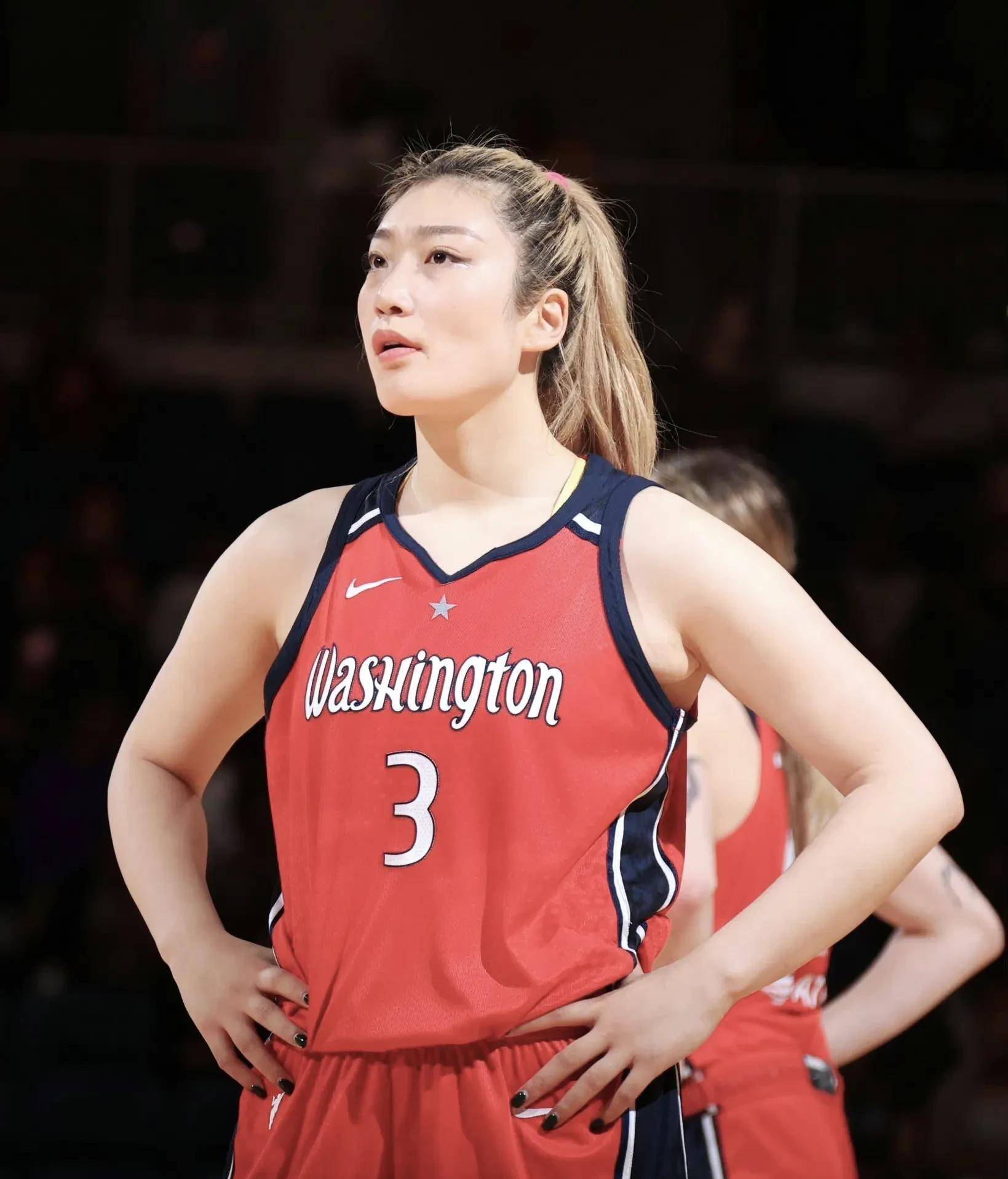 女篮李梦的老公(女篮李梦的老公是谁 一)  第2张